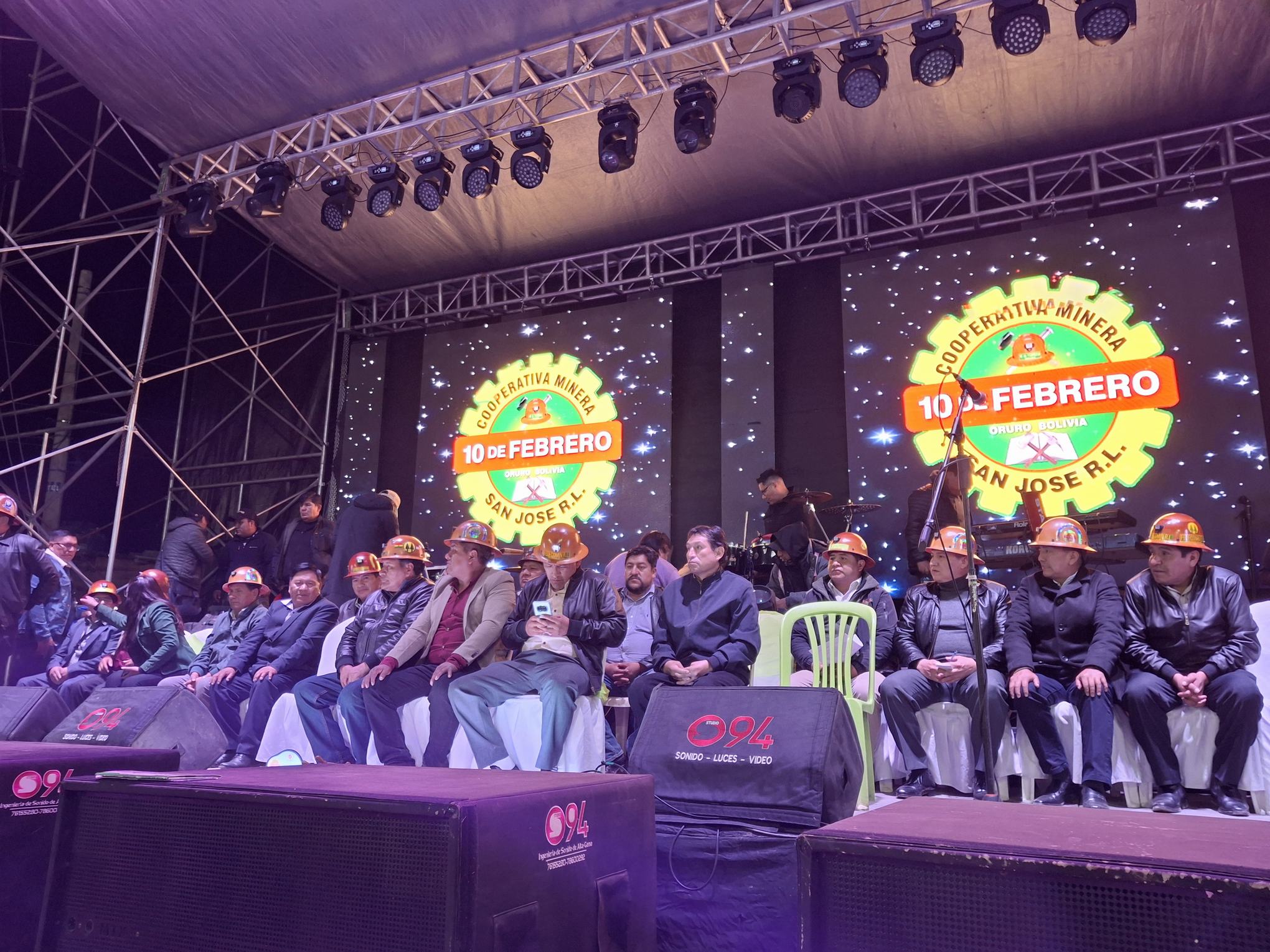 PRESENTES EN EL 23 ANIVERSARIO DE LA COOPERATIVA MINERA 10 DE FEBRERO SAN JOSÉ R.L.